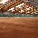 CenterCourt Hotel